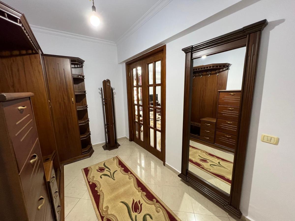 Entire Apartment Castle View Berat Exterior photo
