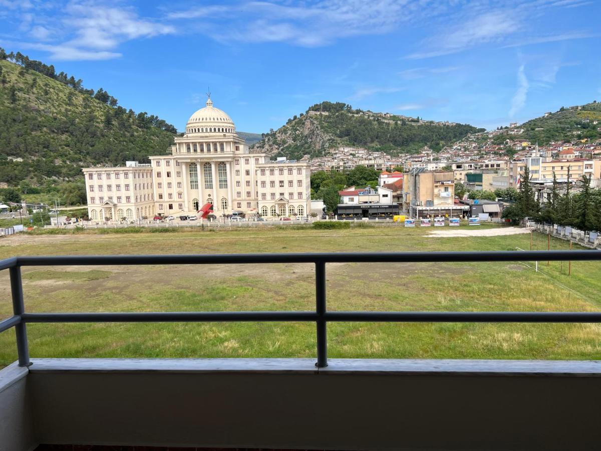 Entire Apartment Castle View Berat Exterior photo